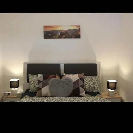 Comfortable And Relaxing With Shared Kitchen Апартаменты